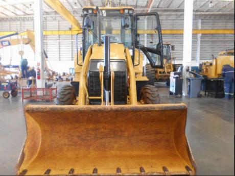 RETROEXCAVADORA CATERPILLAR® 416F AÑO 2019