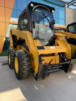 MINI CARGADOR CATERPILLAR 236D AÑO