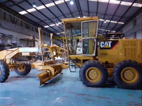 MOTONIVELADORA CATERPILLAR® 120K AÑO 2012
